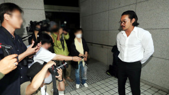 '文 전 대통령 부부 모욕' 유튜버 안정권 