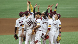[프로야구] 키움, 플레이오프 3차전서 LG에 6-4 역전승