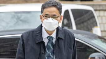 검찰 '아들 퇴직금 50억' 곽상도에 징역 15년 구형