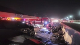 남해고속도로 진영휴게소 앞 6대 추돌‥ 1명 사망