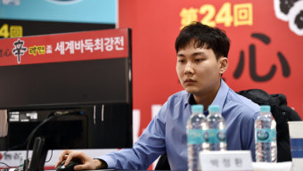 박정환, 커제에 짜릿한 반집승‥한국, 농심배 3연패 1승 남았다