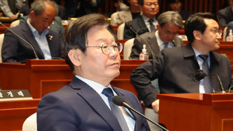 민주당 권리당원들, 이재명 대표 직무정지 소송