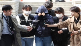 '강남 납치·살인사건' 배후 의혹 부부, 남편 이어 아내도 구속