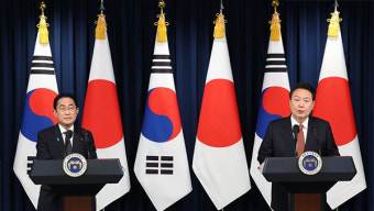 한일정상, 100여분 간 회담에서 후쿠시마 현장 시찰단 파견 등 합의