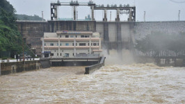 진주 남강댐, 초당 300t→3천t으로 방류량 증가