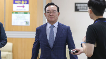검찰, 울산시장 선거개입 사건 송철호 징역 6년·황운하 5년 구형