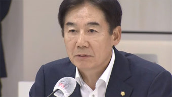 사무소 열고 현수막 걸고‥최승재·이용호·조정훈 '깃발꽂기' 각축전