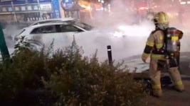 인천 도로 달리던 아우디 전기차서 불‥인명피해 없어