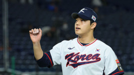 야구 대표팀, 호주와 APBC 1차전서 '노시환 연장 끝내기'로 3-2 역전승