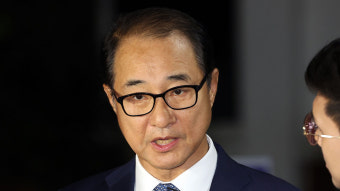 검찰, 민주당 돈봉투 수수 의혹 이성만 의원 소환조사