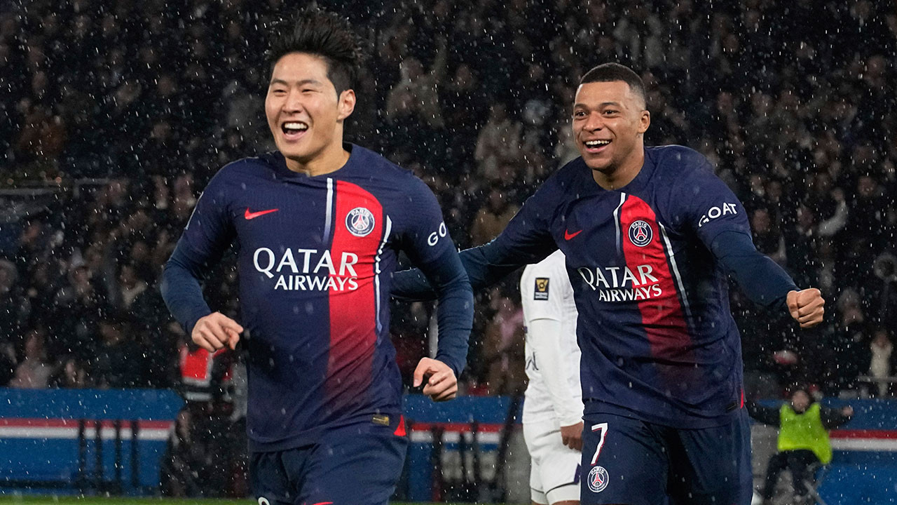 PSG, 앙제에 1-0 승리! 이강인, 5번째 우승 트로피 획득으로 13회 우승 달성