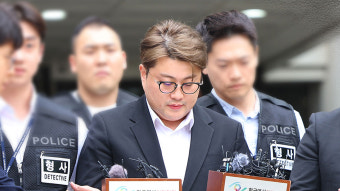 김호중, 아이폰 3대 중 일부 비밀번호만 제공