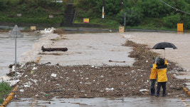 중대본 이번 호우로 1명 사망·1천7백여 명 대피‥국립공원 탐방로 등 통제 유지