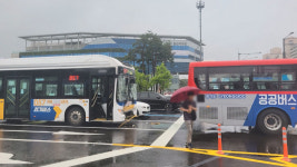 고양시 대화역사거리서 버스끼리 부딪혀‥17명 경상