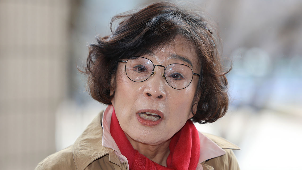 EBS 이사장 유시춘씨, 법인카드 사적 사용 혐의 소환조사 받아