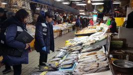 해수부, 내일부터 수입·제철 수산물 원산지 표시 특별점검
