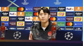 '이강인 선발 출전' PSG, 에인트호벤과 1-1 무승부