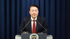 비상계엄 사태 후 윤 대통령 국정지지율 13%로 급락