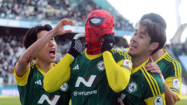 K리그1 전북, 승강 PO에서 서울이랜드 꺾고 잔류 성공