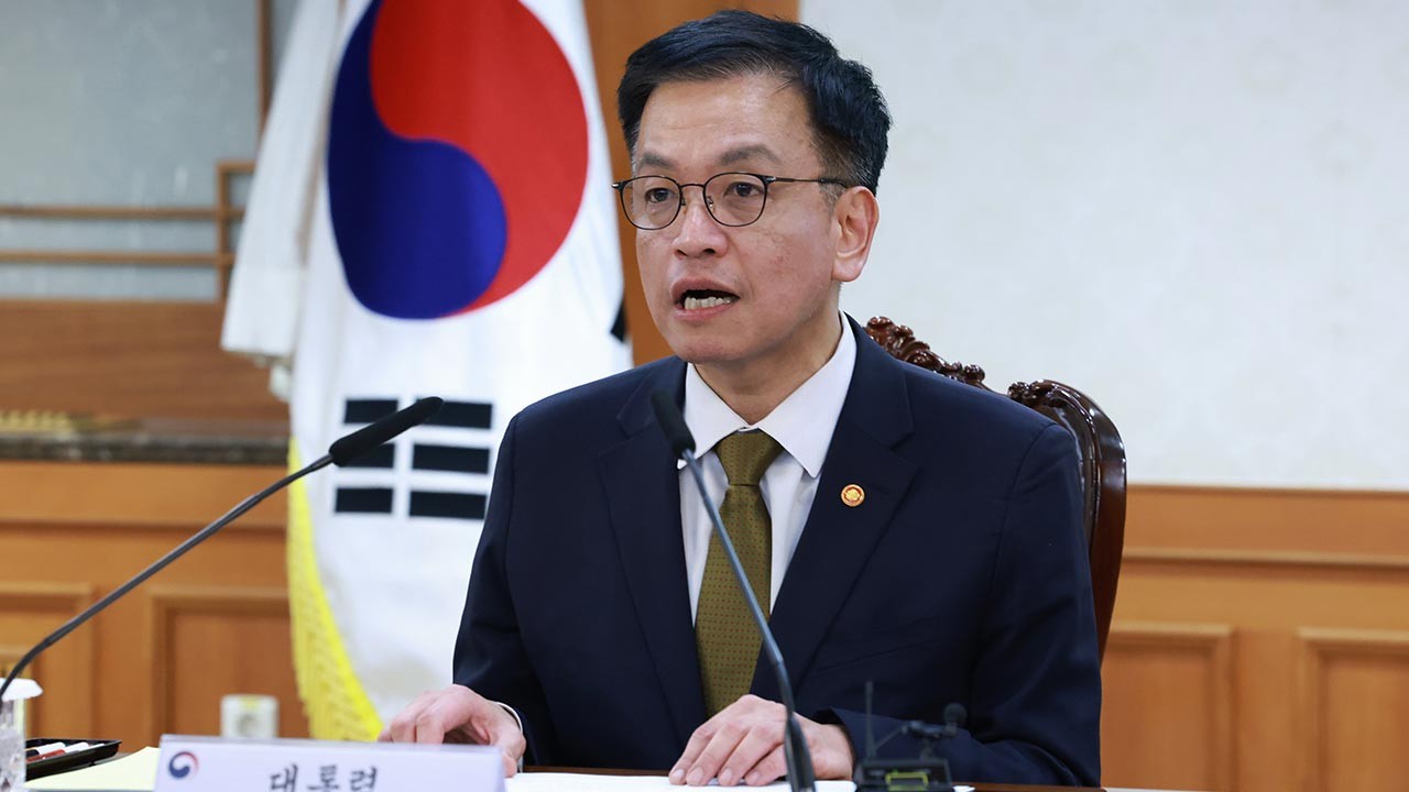 무안 공항 항공기사고로 인한 국가애도기간 선포, 인명구조에 총력 - 최 권한대행