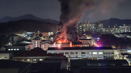 용현산업단지서 불‥대응 1단계 하향