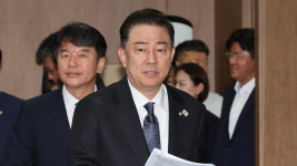 민주당 김병기, 신임 원내대표단 인선‥