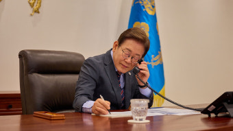 이재명 대통령, 싱가포르 총리와 첫 통화‥