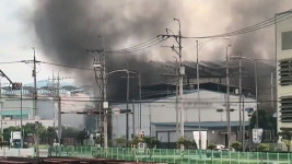 전남 광양 타이어 창고 화재로 대응 1단계‥인명피해 없고 진화 중