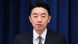 강훈식, '투신' 전산망 담당 공무원 빈소 오늘 저녁 조문키로