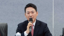 '당무 복귀' 장동혁 