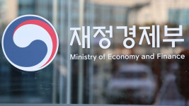 트럼프 관세 압박에 지난해 대미 직접 투자 12.9% 증가