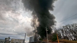 평택제천고속도로 광혜원졸음쉼터 인근서 차량 화재‥다친 사람 없어