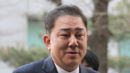 김병기 5차 조사 마쳐‥수사 지연 논란에 