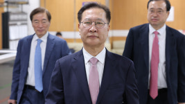 '내란 가담' 징역 20년 구형된 박성재, 특검 향해 