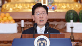 이 대통령 지지도 59.3%, 소폭 하락‥