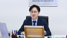 김정관 