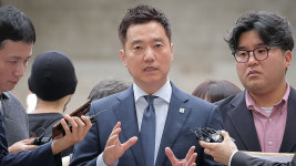 '김수현 명예훼손 혐의' 김세의 구속 유지‥법원, 적부심 기각