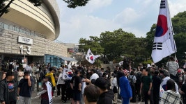 '잠실 개표소 시위' 체육단체 진입 실패 