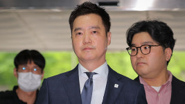 검찰, '김수현 명예훼손 혐의' 가세연 김세의 구속기소