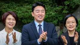 강훈식 