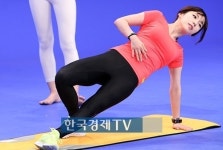 [1분 튼튼건강]박초롱이 알려주는 힙업-전신라인 만들기