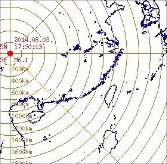 중국 지진 규모 6.5, 120명 사상, 180명 실종, 1300명 다쳐