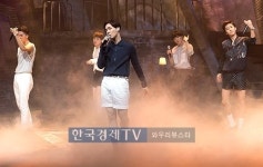 갤럭시아_부국위너스_비 | 위너, 비오는 날엔 '잔잔한 발라드' [RS포토]