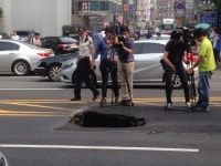 서초동 싱크홀 9호선 부근 교대역까지?··서울 강남 싱크홀 공포 확산