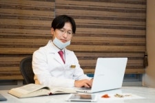 지긋지긋한 족저사마귀, 면역치료가 해법