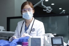 자연치아 살리기의 중요성, 대안은 ‘치아재식술’