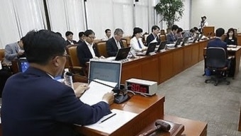 세 모녀법 복지위 법안소위 통과··생계급여 추가 수혜 대상은?