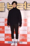 [포토] 이재진, 안경 쓴 듯 안 쓴 듯
