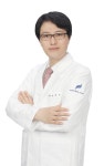 연말모임 쁘띠 성형으로 준비