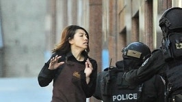 [핫이슈 리뷰] 시드니 인질극 종료, 박 대통령 지지율 취임 후 최저, LG전자 LG트윈스, 100억대 슈퍼개미, 대한항공 사실무근, 최동규 대보그룹... 